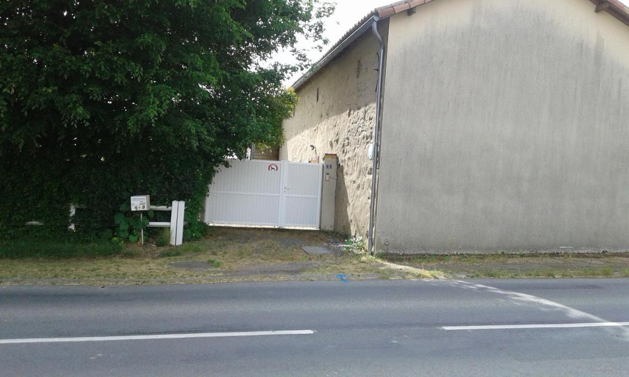 Chambre D'Hotes Proche Puy Du Fou Le Pin  ภายนอก รูปภาพ